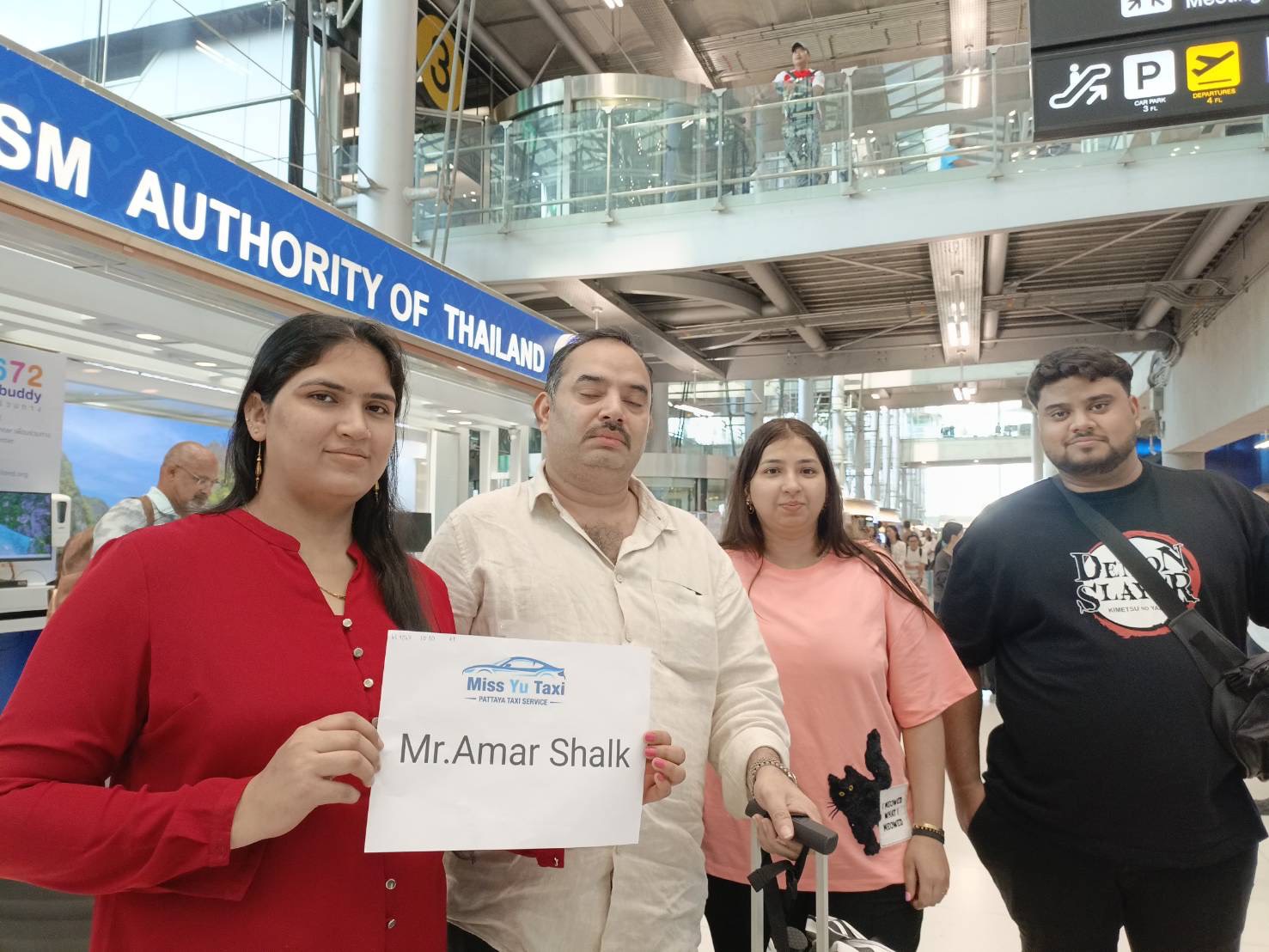 Miss Yu Taxi airport arrival customer group