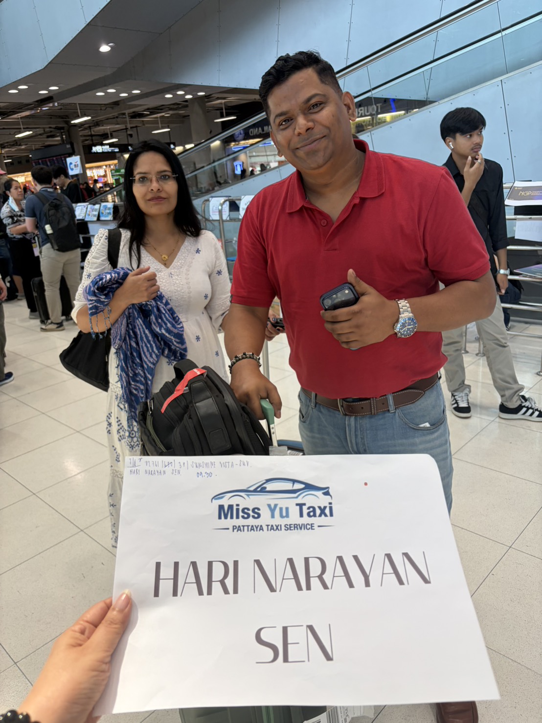 Miss Yu Taxi private transfer customers